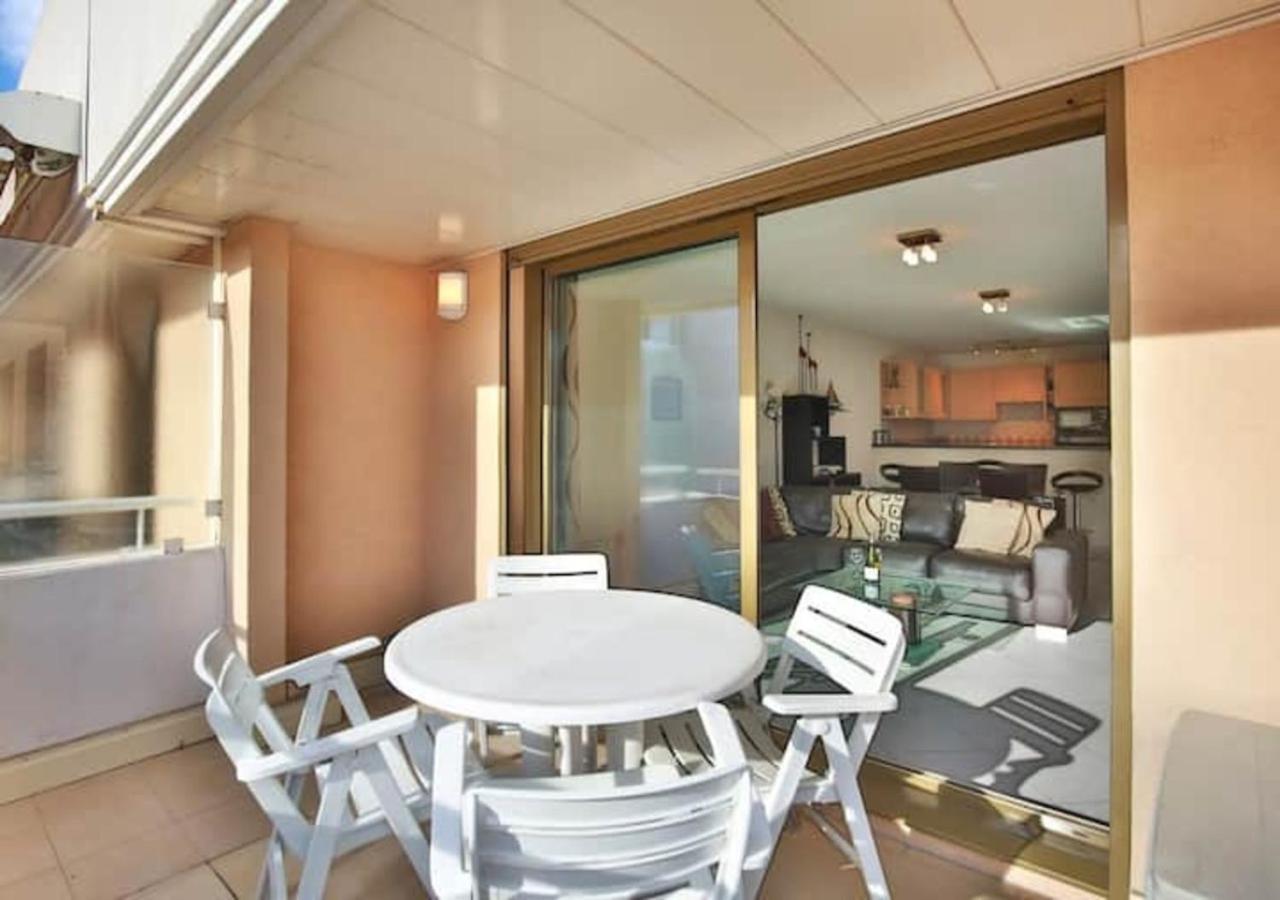 Charming Two-Bedroom Apartment With Balcony And Garage By The Marina أنتيب المظهر الخارجي الصورة